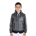 IMPERMEABLE INFANTIL CON CAPUCHA Y CREMALLERA CORTAVIENTO