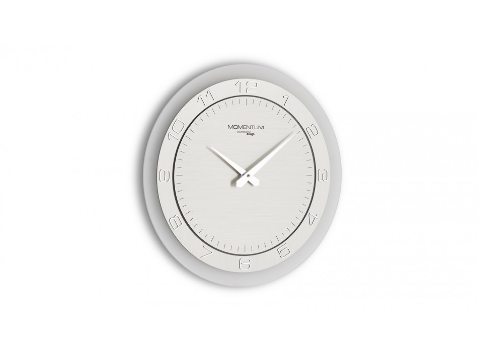 DISEÑO DE RELOJ MOMENTUM 136