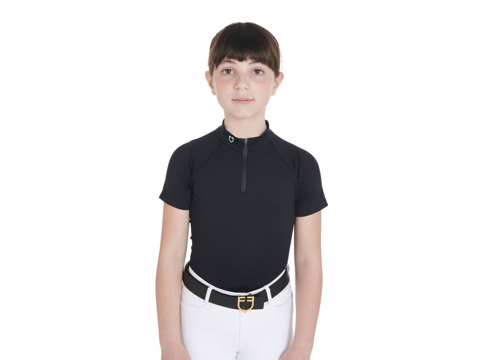 POLO DE ENTRENAMIENTO PARA NIÑO SLIM FIT EN TEJIDO TÉCNICO