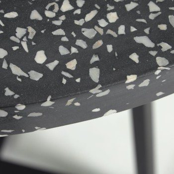 Tavolo rotondo Tella in terrazzo nero Ø 70 cmterrazzo nero Ø 70 cm